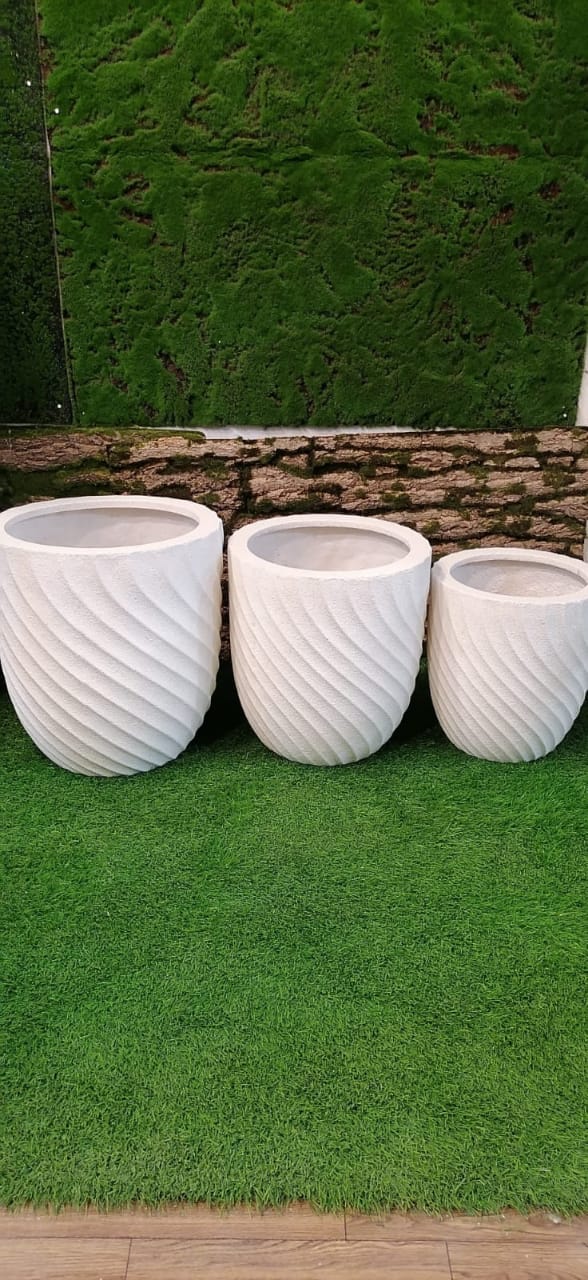 Vertical Wave Planter